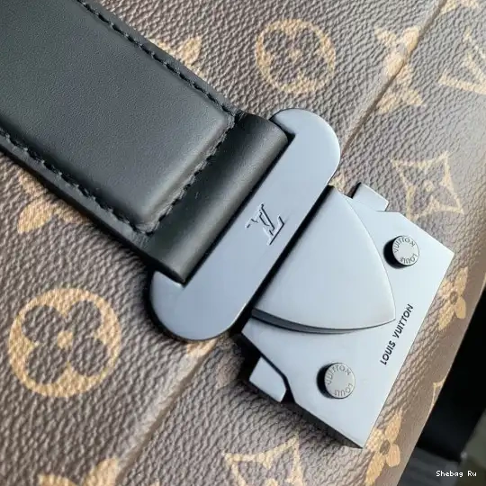 Messenger VUITTON LOUIS S-Cape 0630